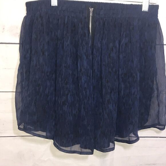 Converse One Star Animal Print Mini Skirt-Small - Picture 5 of 10